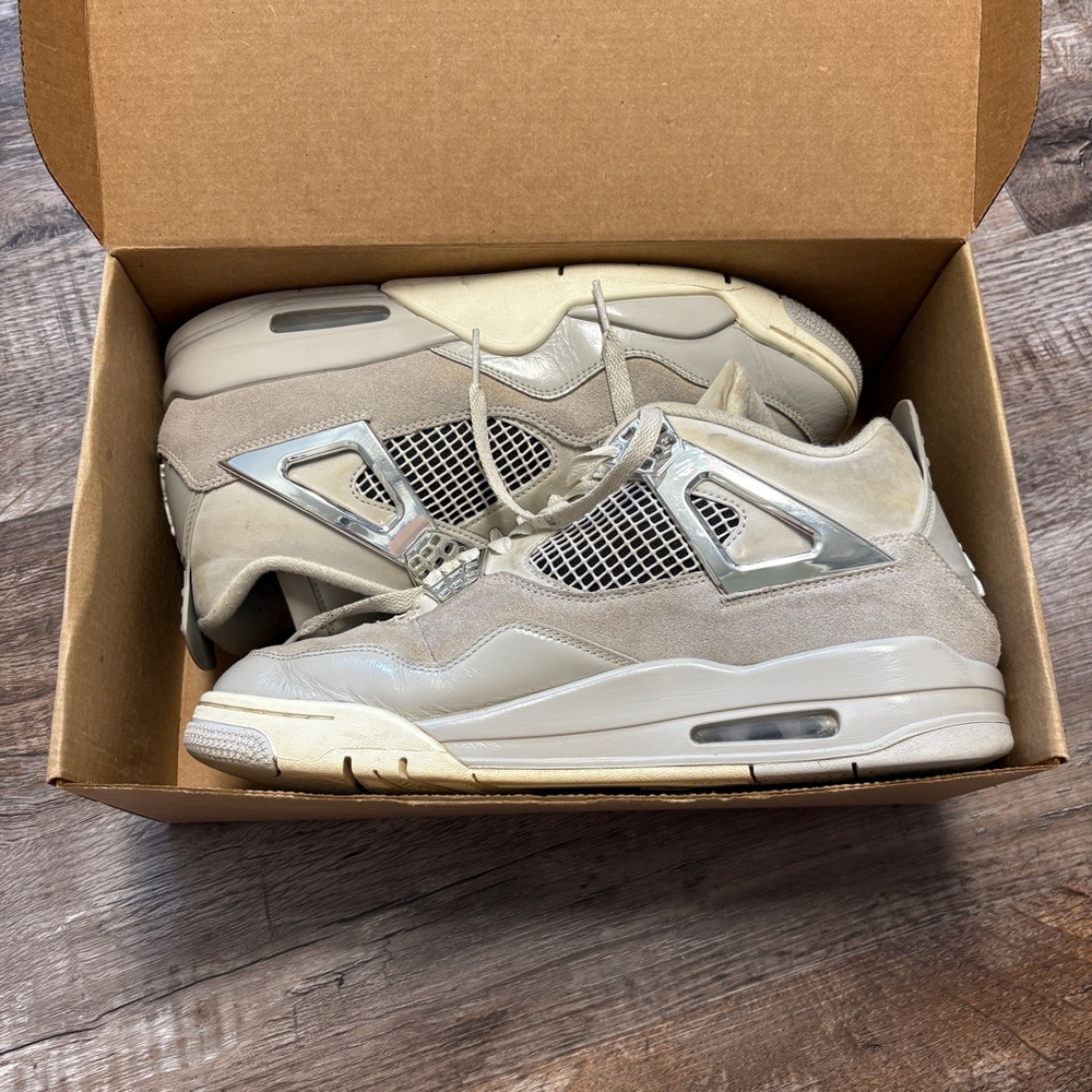 Jordan 4 Frozen Moments